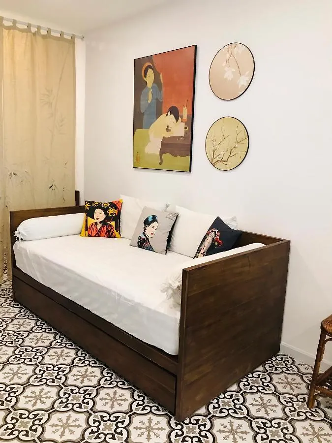 Beluga Nha Trang Apartment With Ocean View 0*,  ベトナム